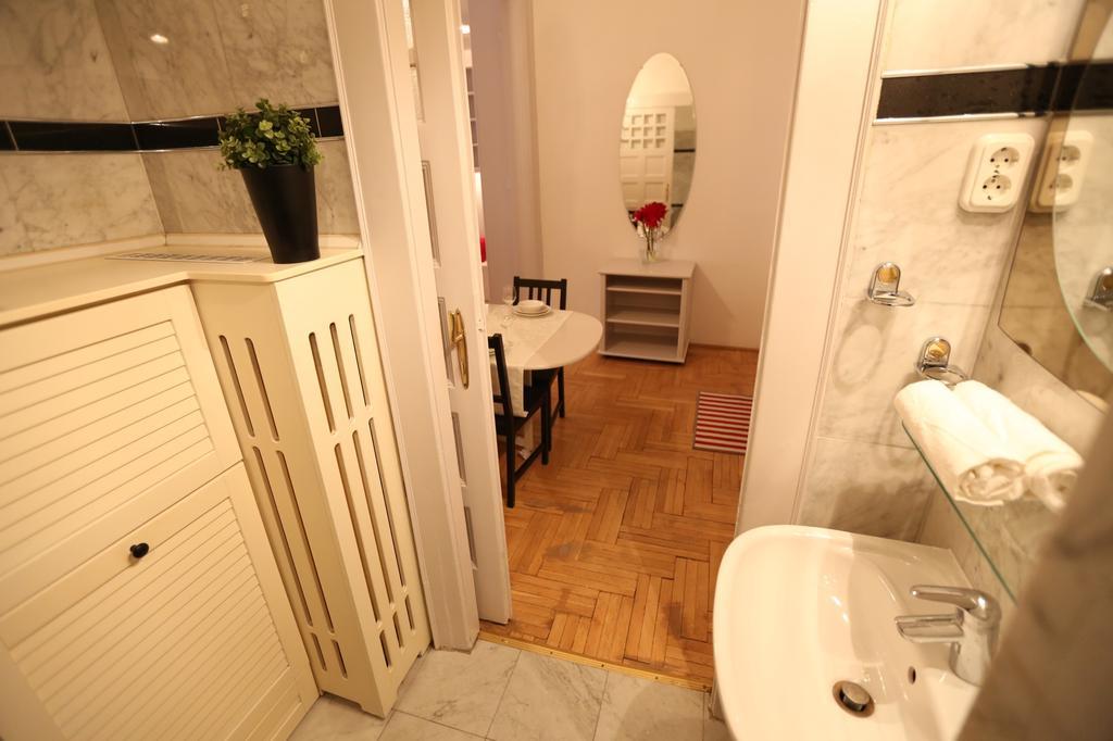 D.Five Classic Luxury Apartment Budapeszt Zewnętrze zdjęcie